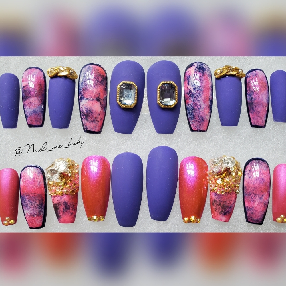 Luxurious press-on Nails - Picture 4 of 7